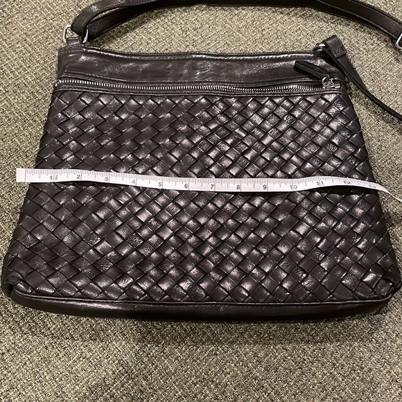 Margot black leather crossbody bag - Picture 3 of 10